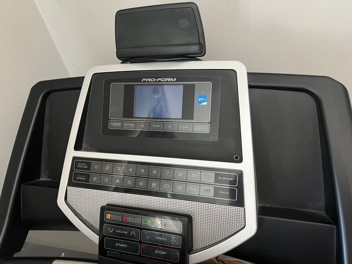 ProForm 305 CST Treadmill  Excellent Condition