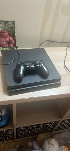 ps 4