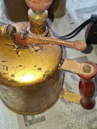Antique Brass Pneumatic Plant Sprayer featuring a wooden handle Nice decorative piece for display. Postage Available