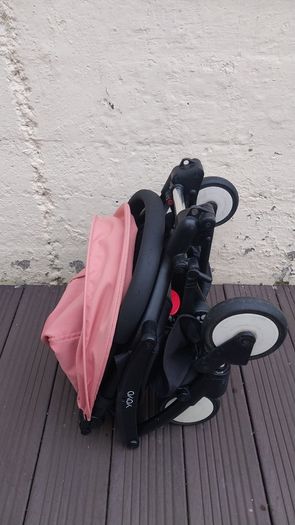 Baby Zen Yoyo compact travel stroller