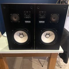 Yamaha NS-144 speakers