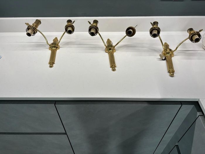 3 Wall Lights