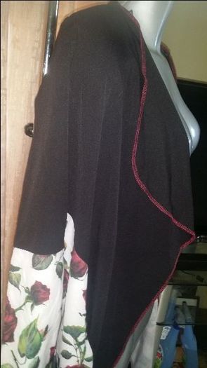 BNWT Black floral light coat by Kaktus size UK12 EU40 Postage included