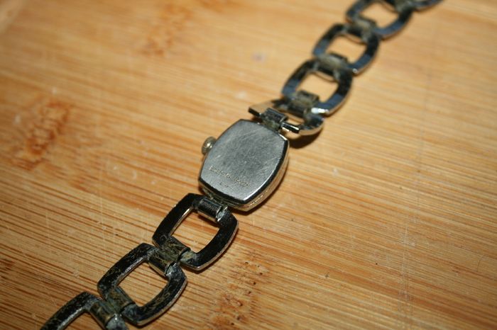 Vintage Pratina 17 Rubis Mechanical Watch (in working order)