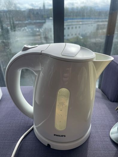 FREE Philips Electric Kettle