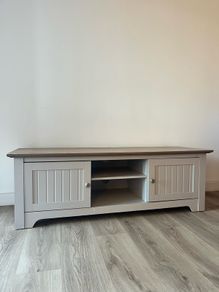 Tv unit