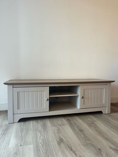 Tv unit