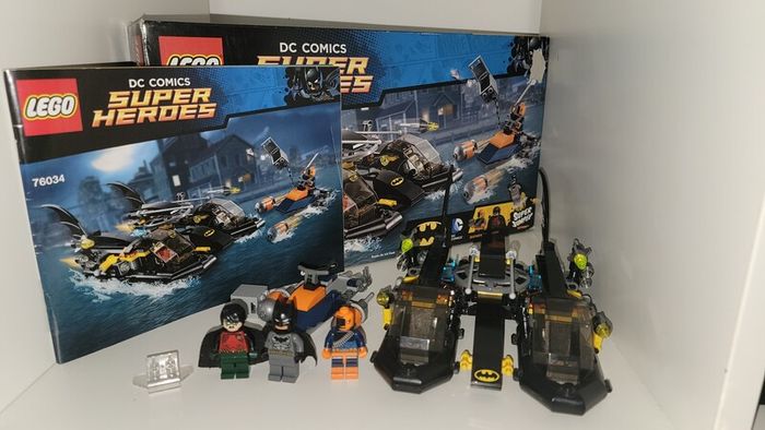 76034 LEGO Batman the batboat harbor pursuit