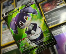 Indeed V ! Ultra Rare ! Full Art ! from Sword & Shield Set ! 2020 ! Pokemon Card !
