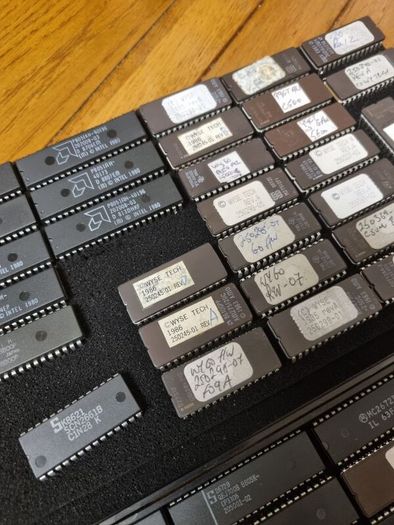 Vintage ics epromss cpus Joblot