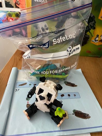 LEGO Creator 31165 3-in-1 Wild Animals: Panda Family Set