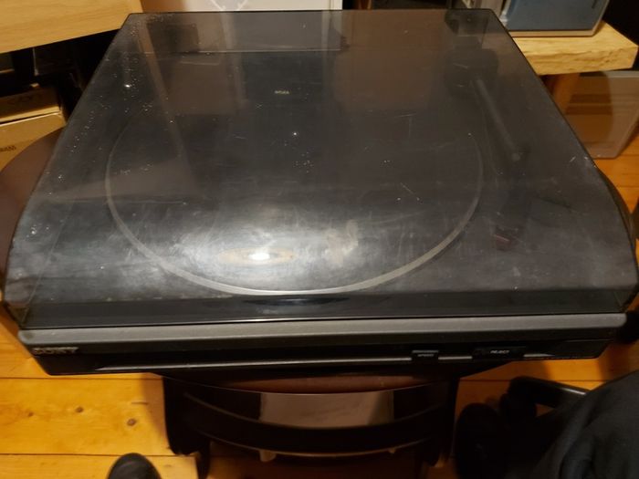 SONY Automatic Stereo Turntable System Model PS-LX46P