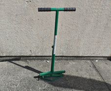 "Bin trasher" compacter for Wheelie bin