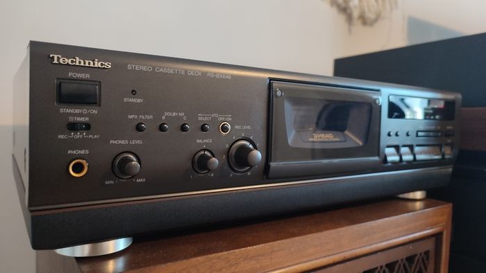3 HEAD Technics RS-BX 646 tape deck. Like new, cleaned.