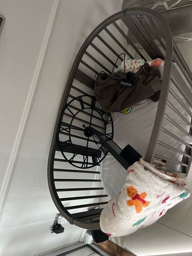 Stokke Sleepi oval cot/crib