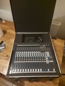 Soundcraft EFX12 Mixing Desk Mixer & Case