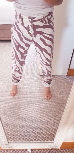 Shein Zebra Pattern Jeans - Size 10