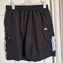 mens shorts Image 3