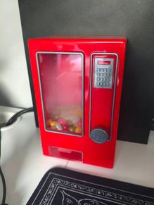 Sweets vending machine