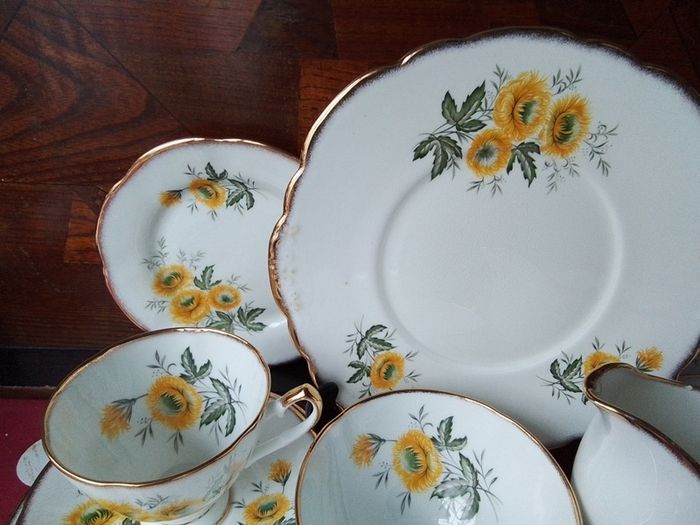 Elizabethan Teaset
