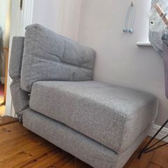 Fold out futon/seat bed