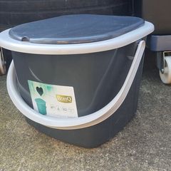 Compact toilet 22L