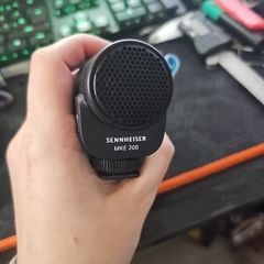 Sennheiser MKE200 mini shotgun mic