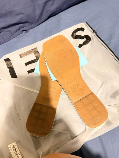 flat sandals