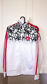 11 Degrees Zip Up Top