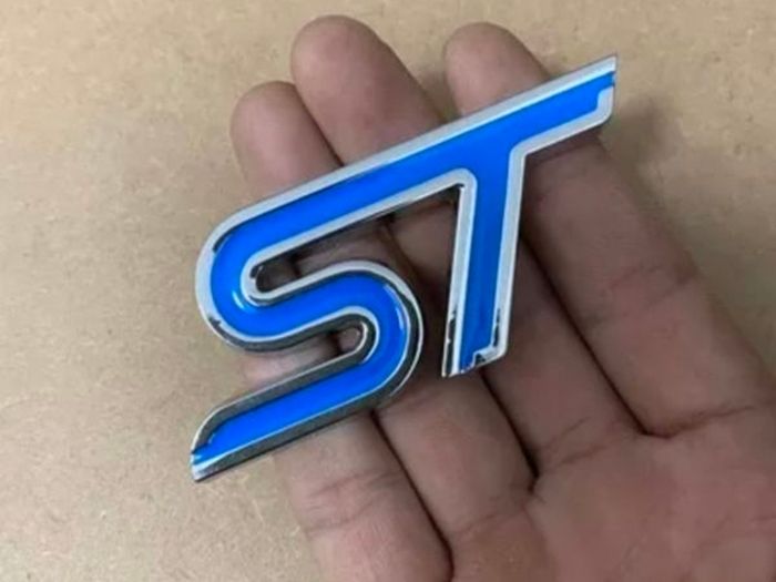 Ford ST Badge Metal Styling Red Blue Black ST Chrome Car Emblem Badge Auto Decal 3D Sticker Emblem for Ford Focus ST Mondeo
