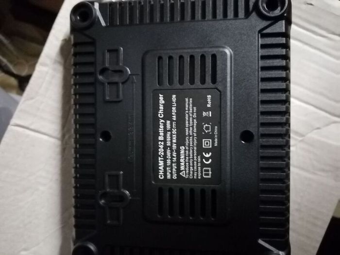 Twin Li-Ion Battery Charger for Makita Range Of Tools 7.2V - 18V