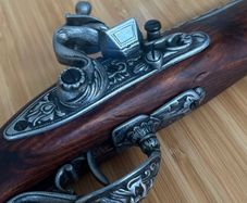 Collectable non-firing 18th century English flintlock pistol