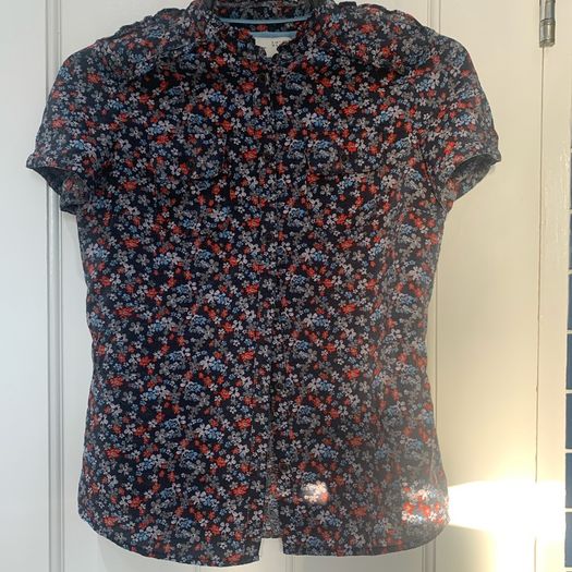 Esprit navy & red floral blouse. Size 6