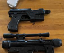 Star Wars 3d Printed Blasters Painted & Finished Cosplay / Kit Bashing