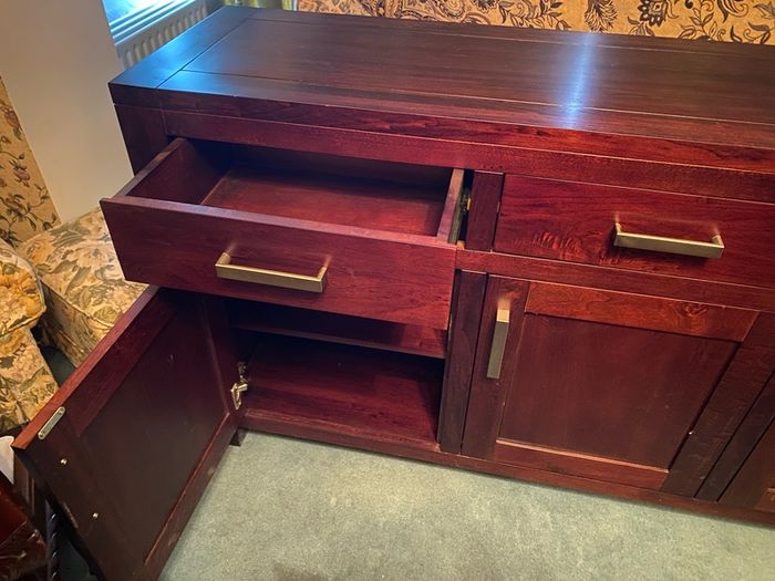 Sideboard