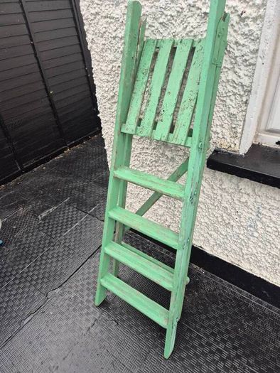 Vintage folding 4 step  painted solid wooden ladder