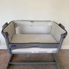 Chicco next2me - magic moon grey co-sleeping crib