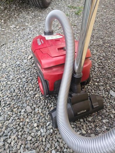 Vacuum cleaner