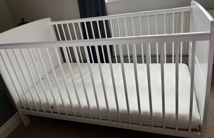 Baby Elegance Travis cotbed and mattress