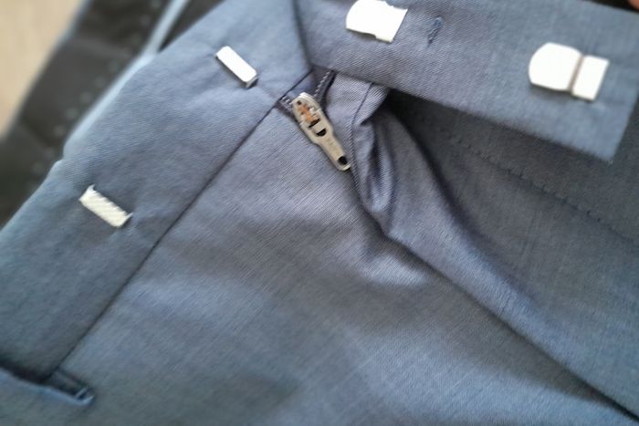 Brand new suit.Size 44R