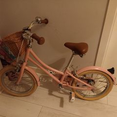 Girls bike