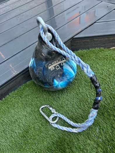 1 Boxing Hit Pro boxing bag and 1 Aqua headshot  bag for sale  sale hardly used