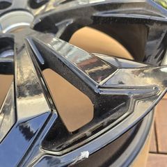 toyota rav 4 2024 alloy wheel 18 inch