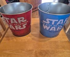 2 star Wars Rise of the skywalker popcorn buckets