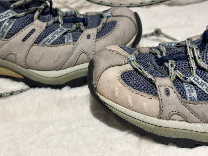 Ladies Merrell Walking Shoes (size 4)