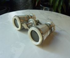 Antique J. Lizars Liverpool Mother of Pearl Opera Glasses