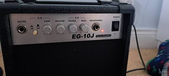 Acoustic Guitar Amp