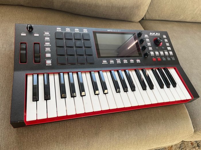 AKAI Professional MPC Key 37