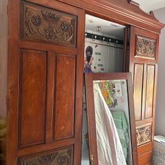 wardrobe