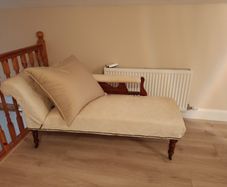 chaise lounge